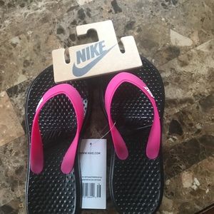 nike solay flip flops junior